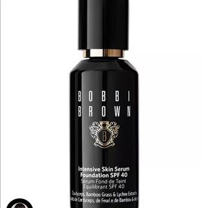 Bobbi Brown Intensive Skin Serum Foundation